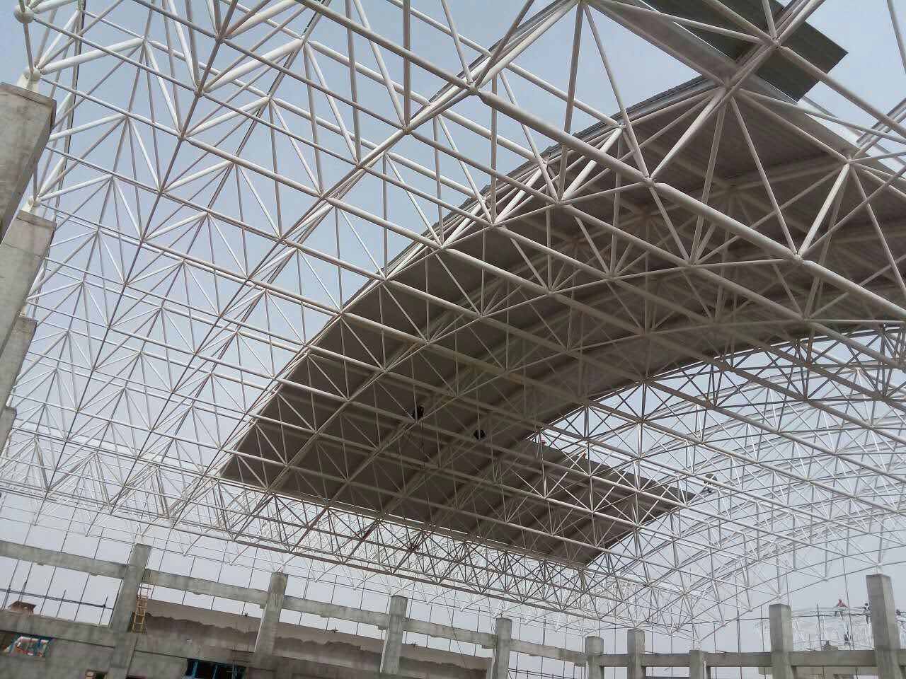 新乡青岛一汽网架